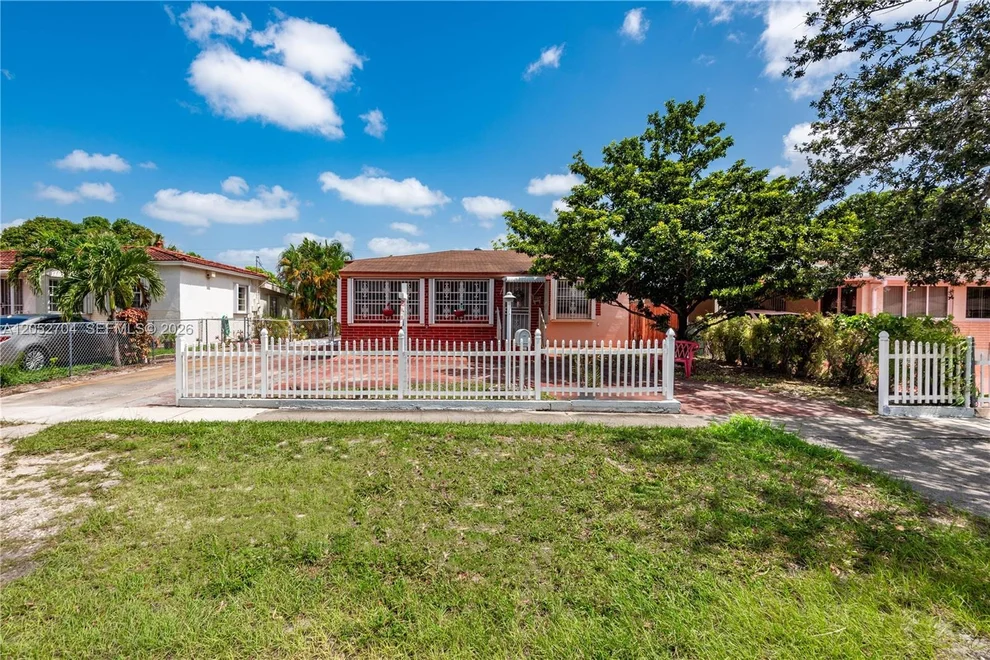 Unit for sale at 225 E 43rd St, Hialeah, FL 33013