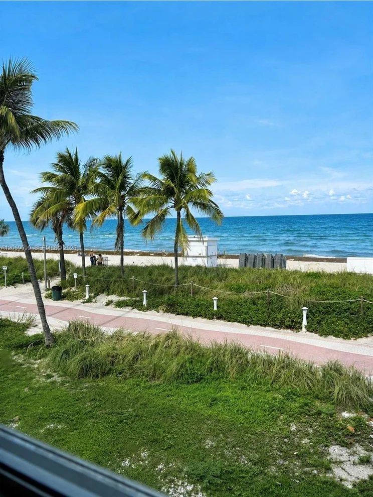 Unit for sale at 5445 Collins Ave, Miami Beach, FL 33140