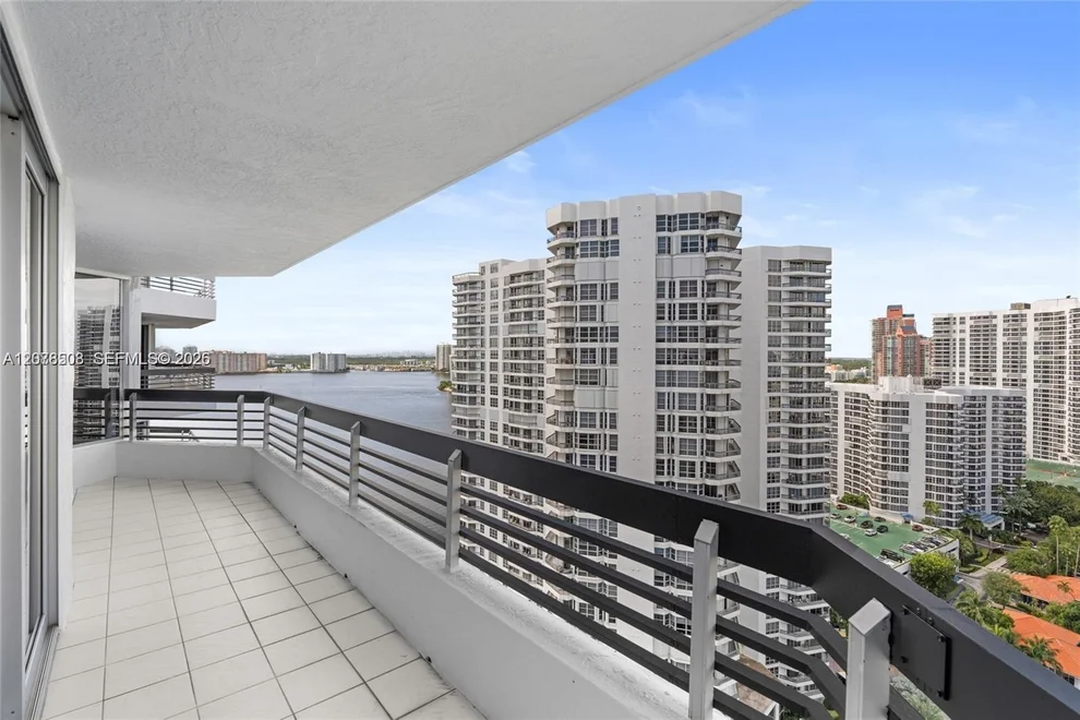 Unit for sale at 19195 NE 36th Ct, Aventura, FL 33180