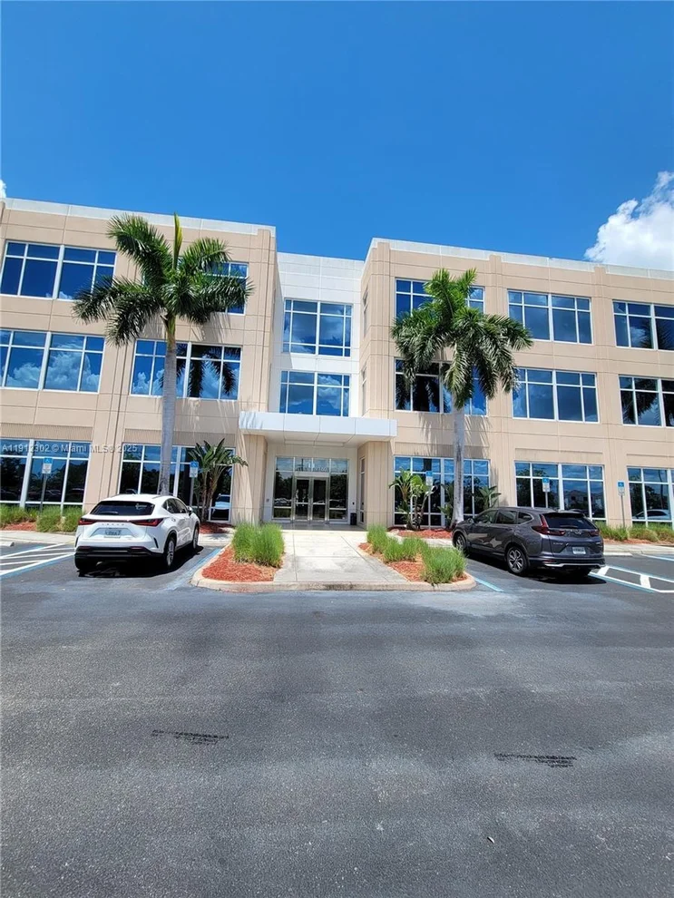 Unit for sale at 9160 Forum Corporate Parkway, Fort Myers, FL 33905