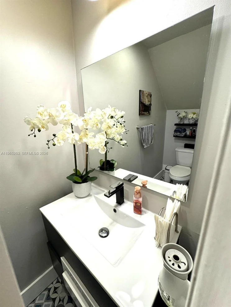 Unit for sale at 9189 NW 45th St, Sunrise, FL 33351