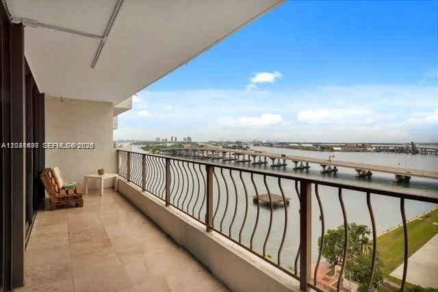 Unit for sale at 555 NE 15th St, Miami, FL 33132