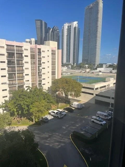 Unit for sale at 16909 N Bay Rd, Sunny Isles Beach, FL 33160