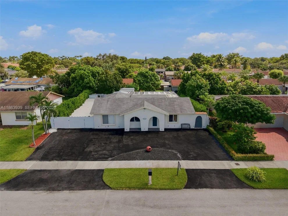 Unit for sale at 6553 SW 148th Pl, Miami, FL 33193