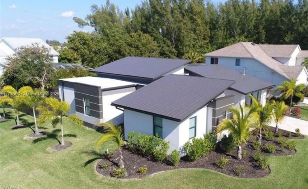 Unit for sale at 3823 SW 3rd ST, Cape Coral, FL 33991