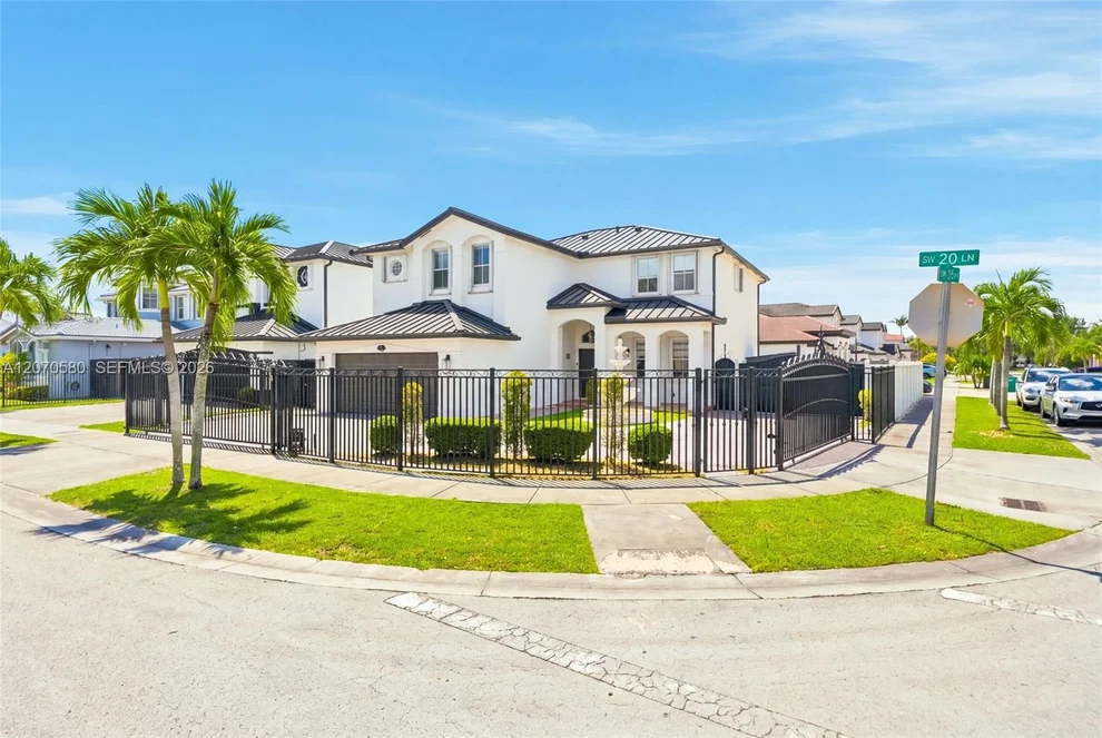 Unit for sale at 15154 SW 20th Ln, Miami, FL 33185