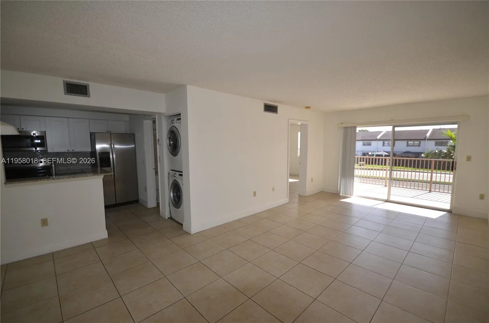 Unit for sale at 15201 SW 80th St, Miami, FL 33193