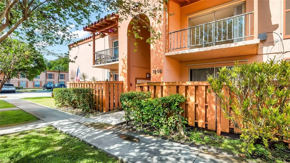 Unit for sale at 7208 Fairway Dr, Miami Lakes, FL 33014