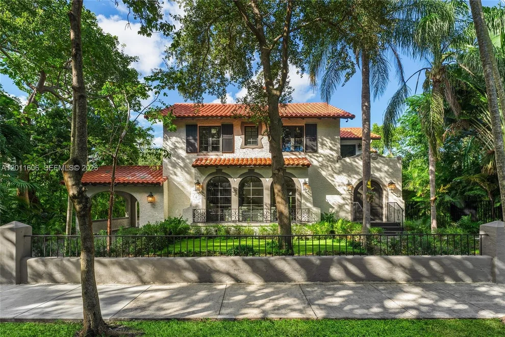 Unit for sale at 547 NE 57th St, Miami, FL 33137