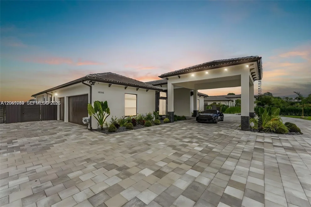 Unit for sale at 18261 SW 224th St, Miami, FL 33170
