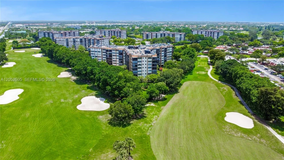 Unit for sale at 1400 Saint Charles Pl, Pembroke Pines, FL 33026