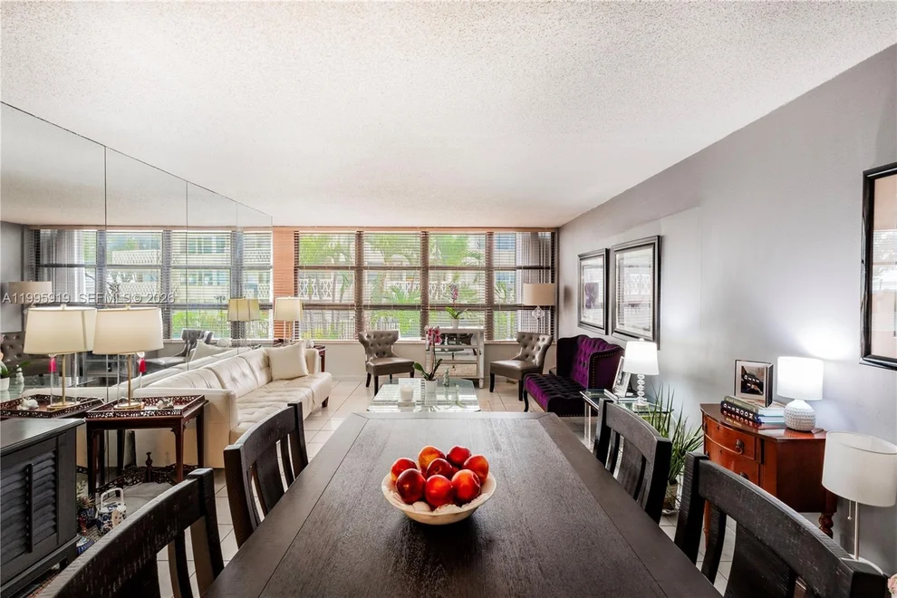 Unit for sale at 1440 Brickell Bay Dr, Miami, FL 33131