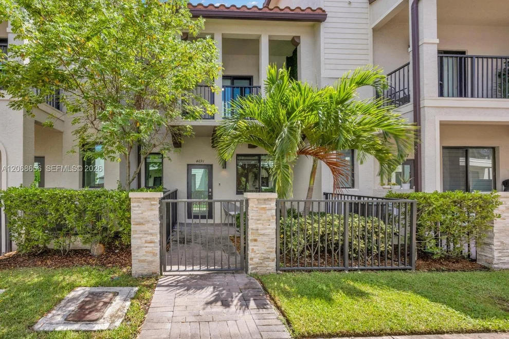 Unit for sale at 4691 NW 83rd Pkwy, Doral, FL 33166