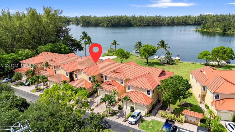Unit for sale at 4065 Crystal Lake Dr, Deerfield Beach, FL 33064