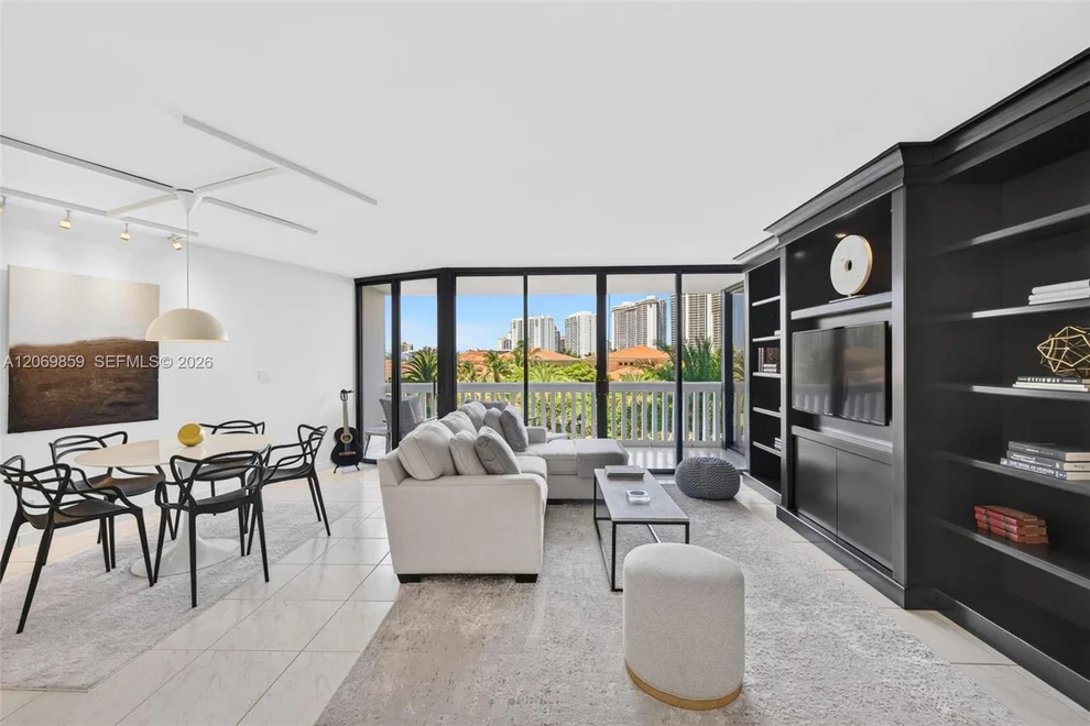 Unit for sale at 1000 Island Blvd, Aventura, FL 33160