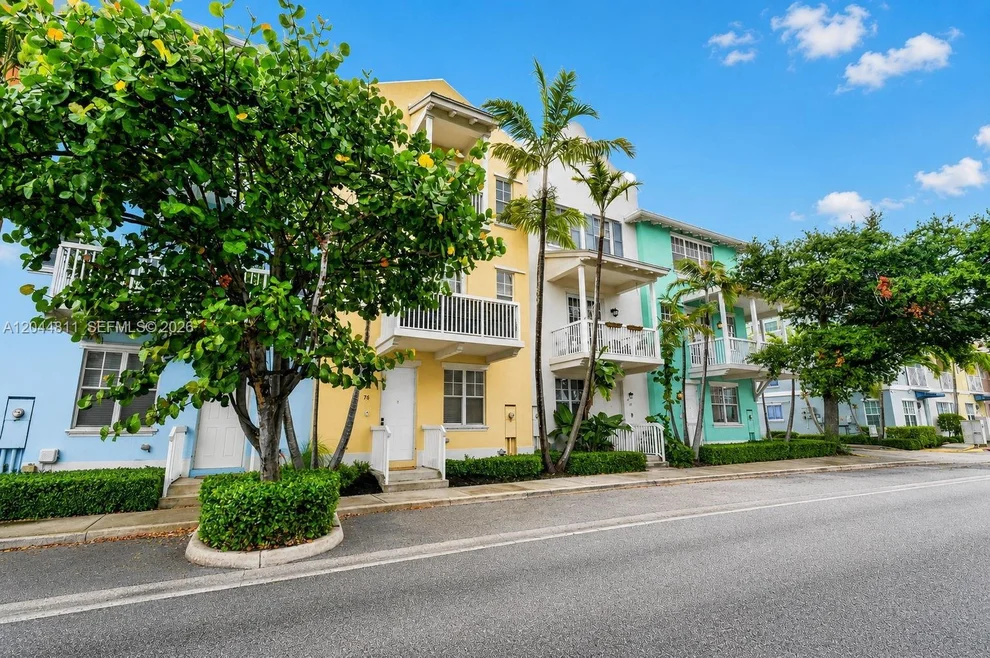 Unit for sale at 810 N 3rd Ave N, Lake Worth, FL 33460
