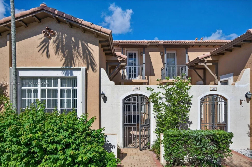 Unit for sale at 628 SW 147th Ter, Pembroke Pines, FL 33027