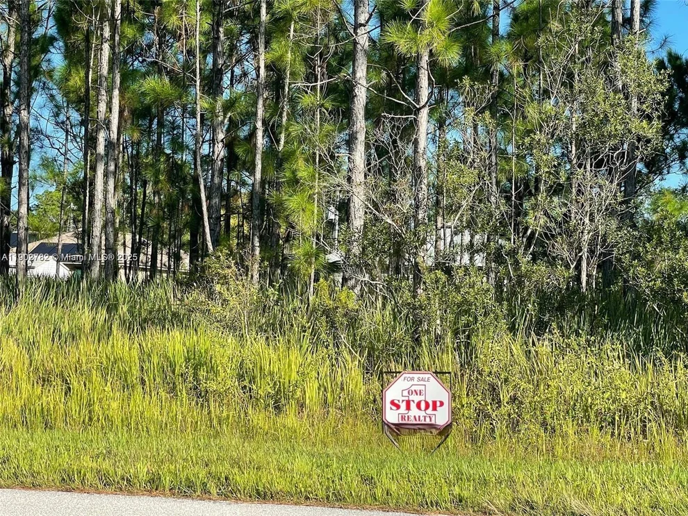 Unit for sale at 8030 SUN N LAKES, Sebring, FL 33872