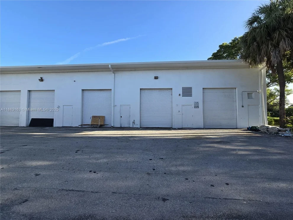 Unit for sale at 11917 W Sample Rd, Coral Springs, FL 33065