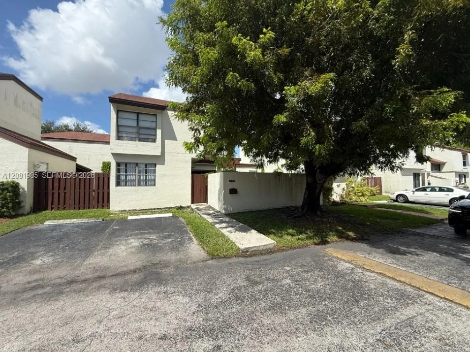 Unit for sale at 9764 NW 4th Ln, Miami, FL 33172