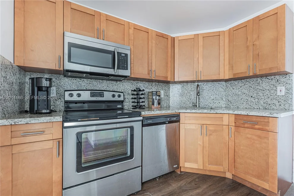 Unit for sale at 3301 Spanish Moss Ter, Lauderhill, FL 33319