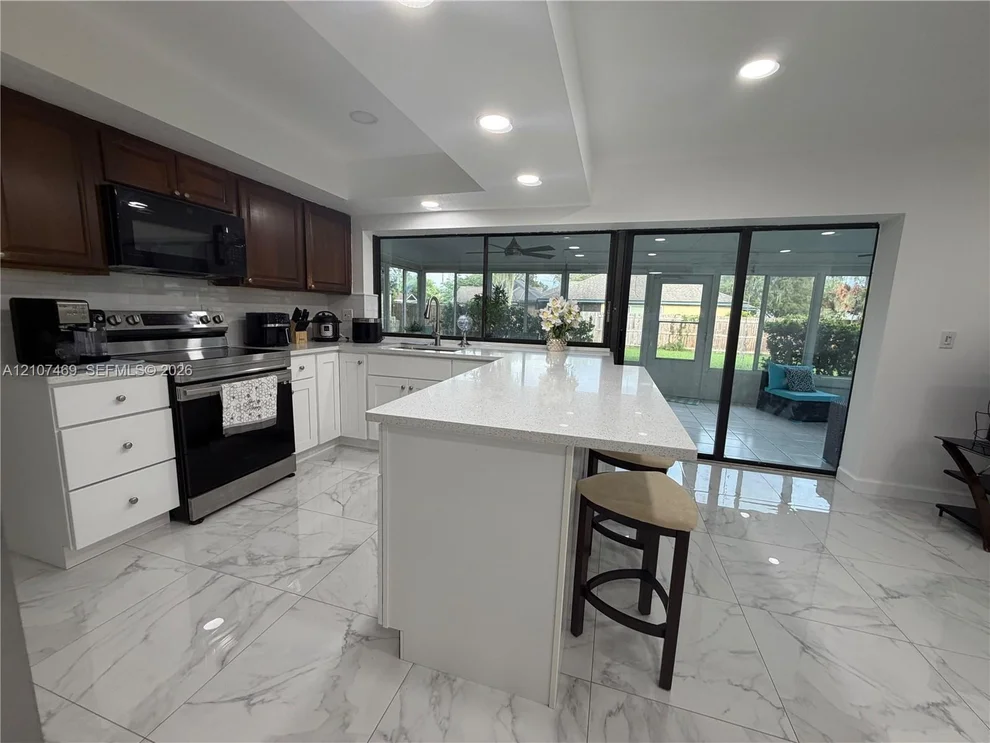 Unit for sale at 2204 CHEROKEE TRL, Brandon, FL 33594