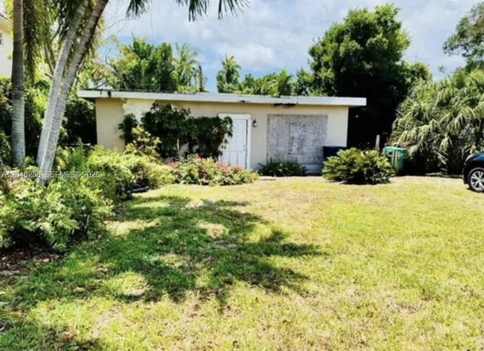 Unit for sale at 2616 NE 214th St, Miami, FL 33180