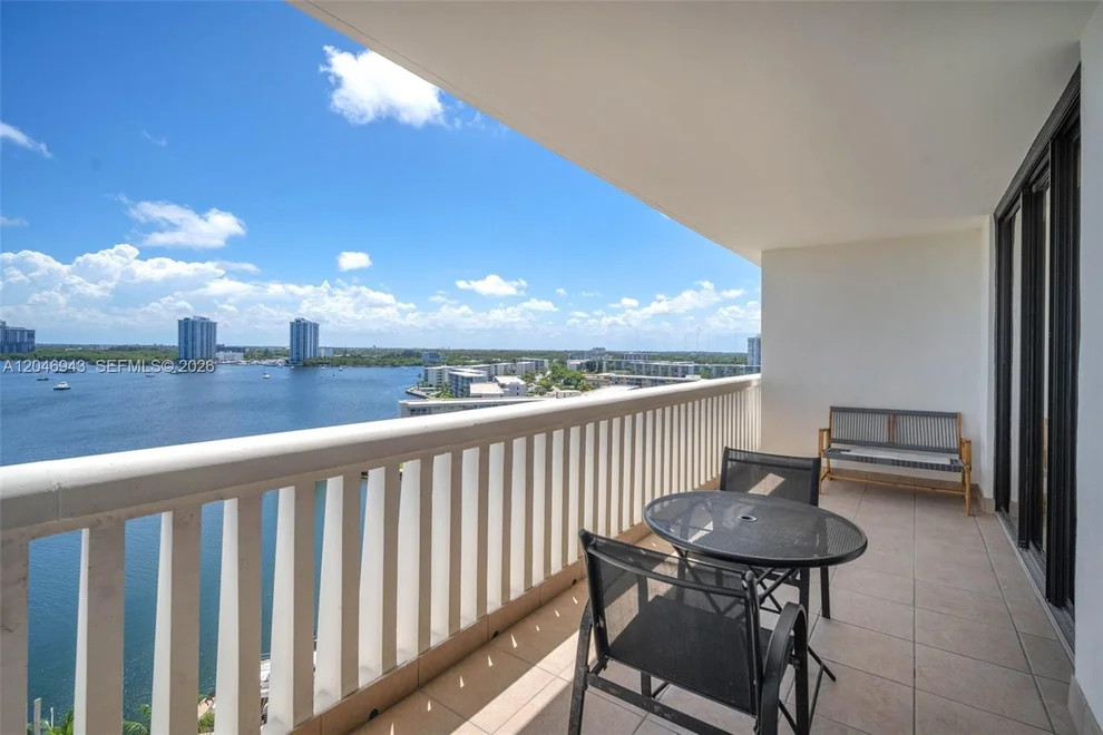 Unit for sale at 1000 W Island Blvd, Aventura, FL 33160