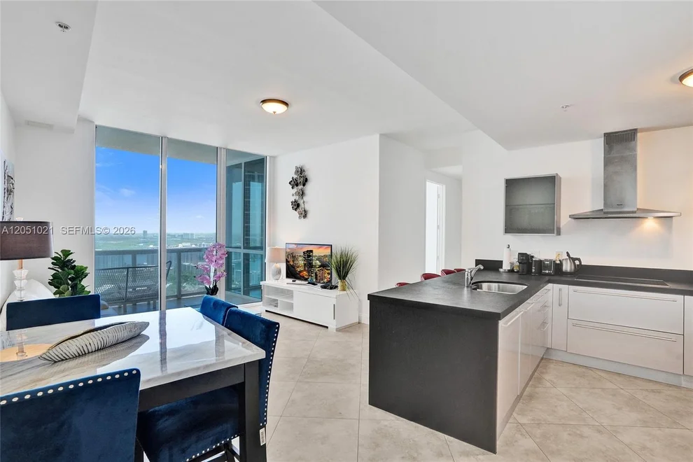 Unit for sale at 18201 Collins Ave, Sunny Isles Beach, FL 33160