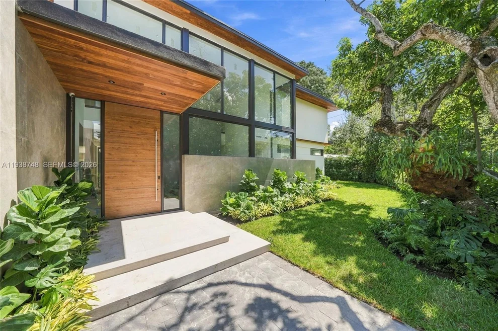 Unit for sale at 4150 Loquat Ave, Miami, FL 33133