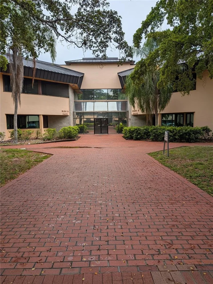 Unit for sale at 9495 SW 72nd St, Miami, FL 33173