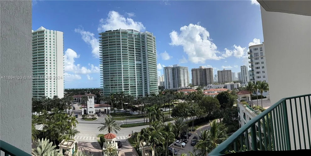 Unit for sale at 20000 E Country Club Dr, Aventura, FL 33180
