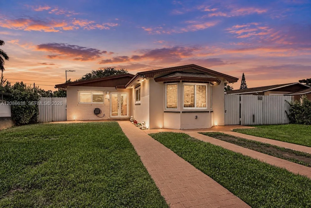 Unit for sale at 17330 SW 302nd St, Homestead, FL 33030
