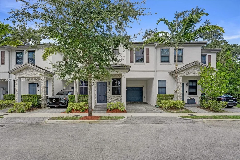 Unit for sale at 2805 SW 17 Avenue, Fort Lauderdale, FL 33315