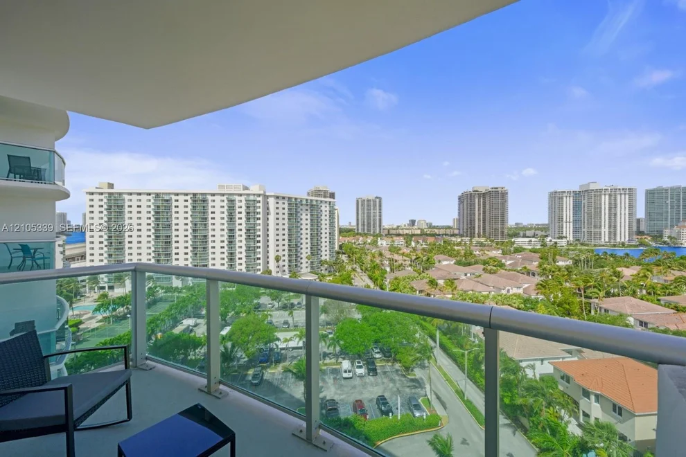 Unit for sale at 19370 Collins Ave, Sunny Isles Beach, FL 33160