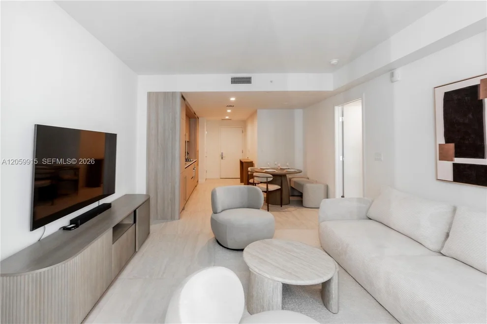 Unit for sale at 77 SE 5th St, Miami, FL 33131