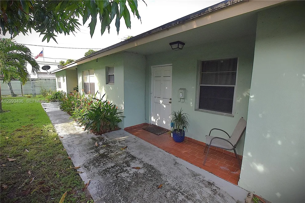 Unit for sale at 418 Conniston Rd, West Palm Beach, FL 33405