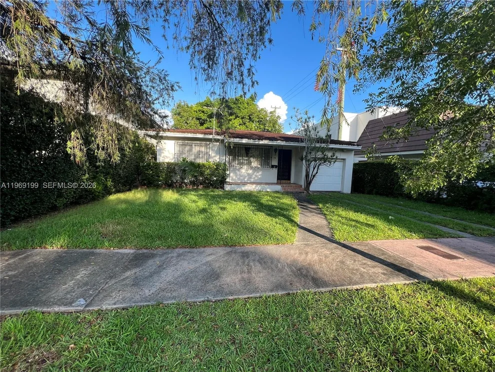 Unit for sale at 812 Columbus Blvd, Coral Gables, FL 33134