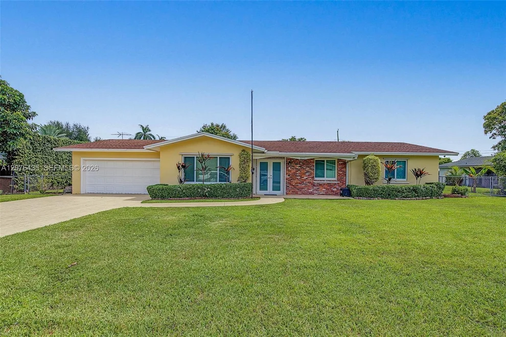 Unit for sale at 17721 SW 93rd Ave, Palmetto Bay, FL 33157