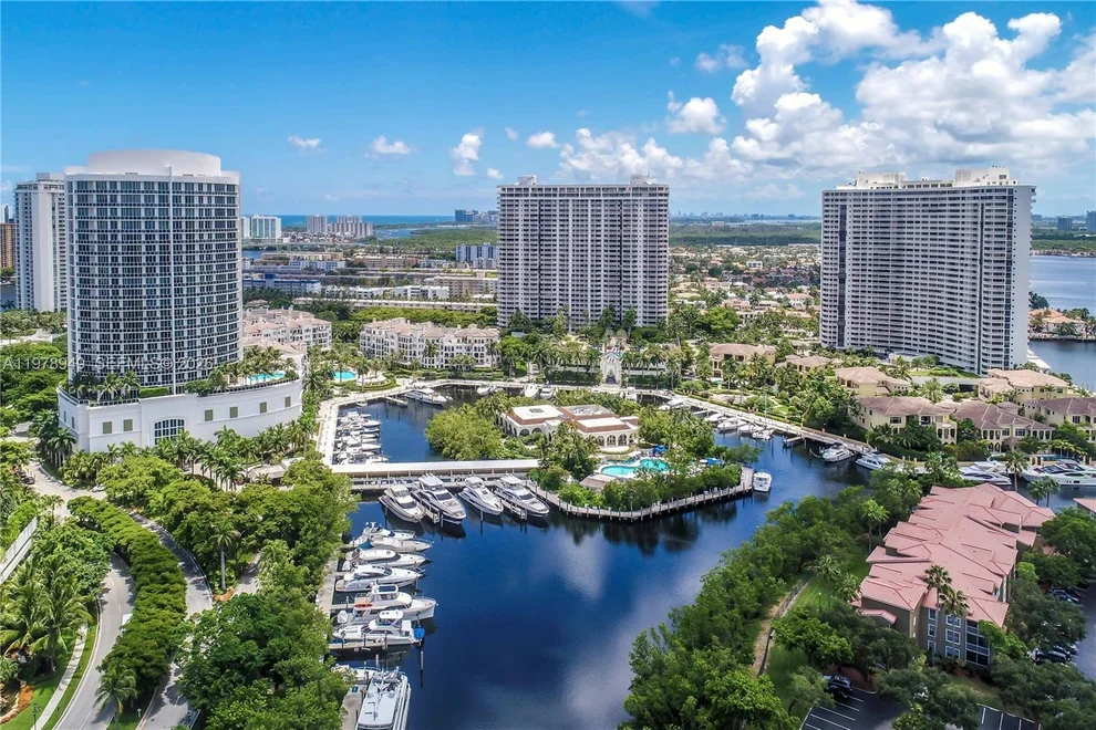 Unit for sale at 1000 Island Blvd, Aventura, FL 33160