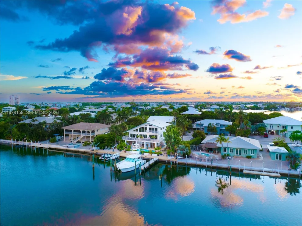 Unit for sale at 14 Avenue F, Marathon, FL 33050