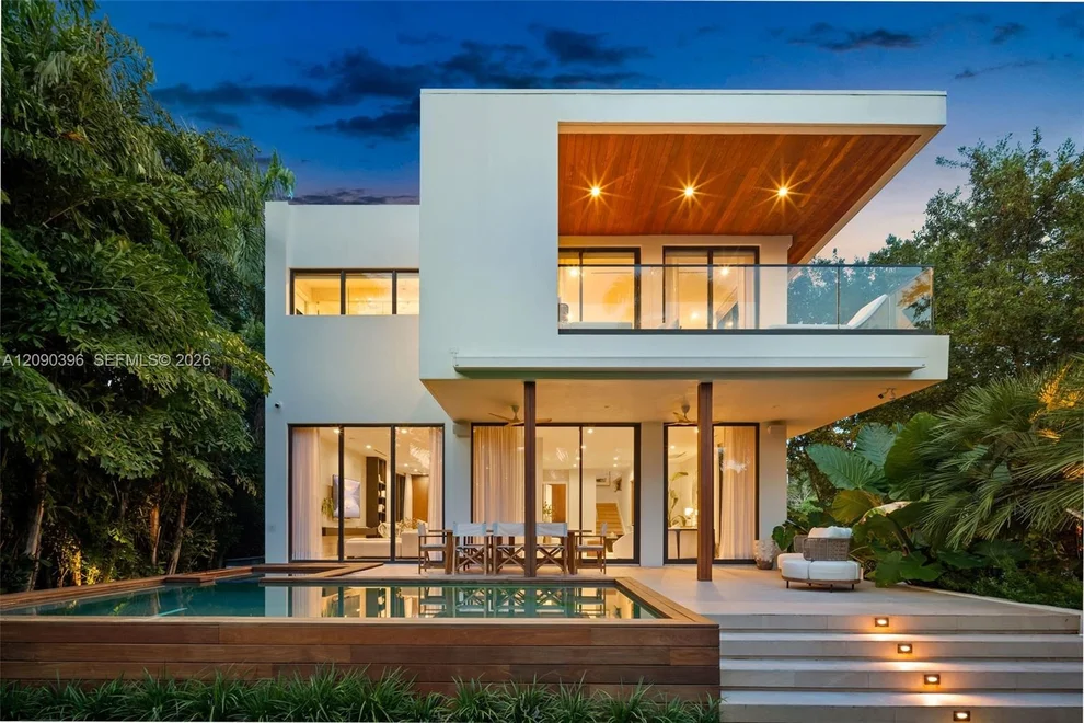 Unit for sale at 5701 N Bay Rd, Miami Beach, FL 33140