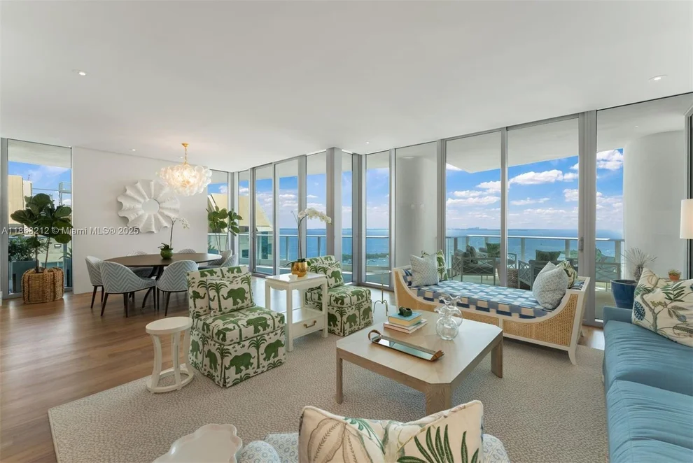 Unit for sale at 2627 S Bayshore Dr, Miami, FL 33133