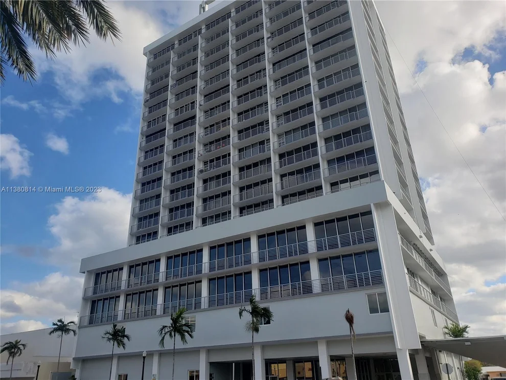 Unit for sale at 1720 Harrison St, Hollywood, FL 33020