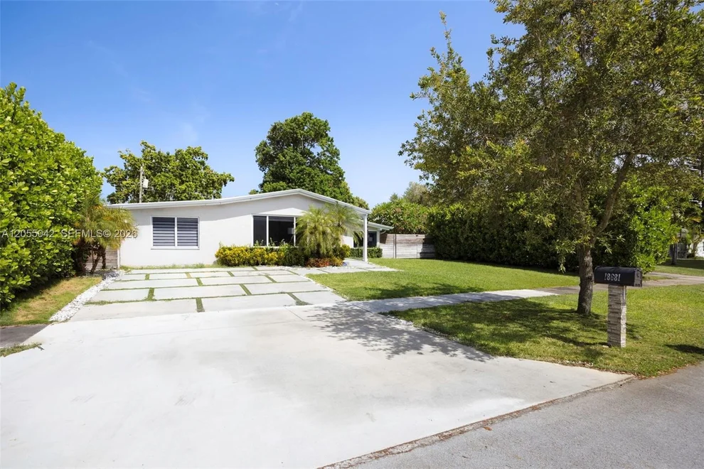 Unit for sale at 18681 Belview Dr, Cutler Bay, FL 33157