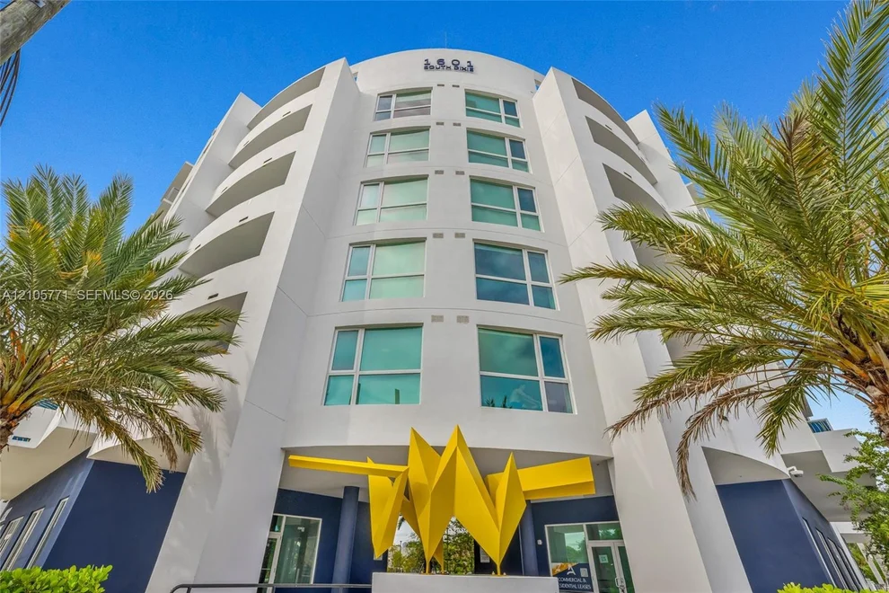 Photo of 1621 South Dixie Highway, Pompano Beach, FL 33060