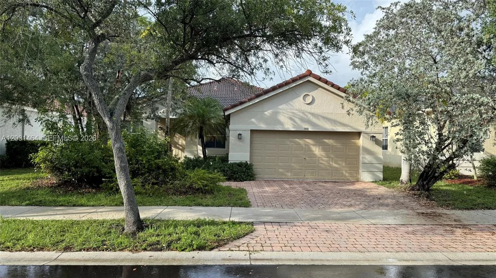 Unit for sale at 748 Tulip Cir, Weston, FL 33327