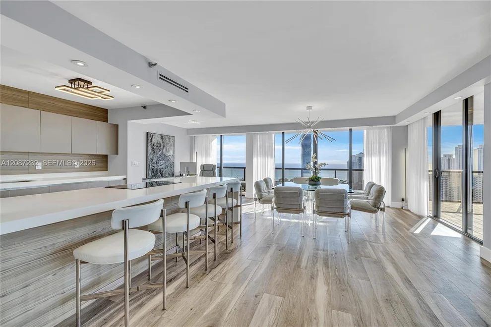 Unit for sale at 19667 Turnberry Way, Aventura, FL 33180