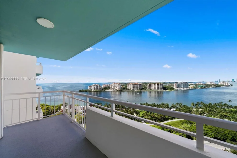 Unit for sale at 400 S Pointe Dr, Miami Beach, FL 33139