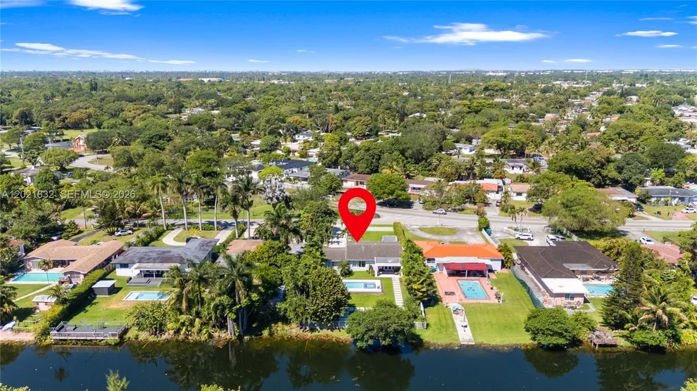 Unit for sale at 14441 S Biscayne River Rd, Miami, FL 33161